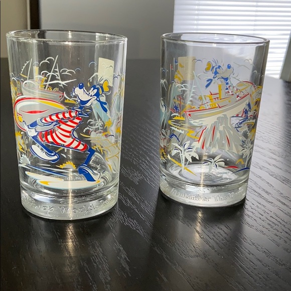 McDonald's Dining Vintage Mcdonalds Goofy Glass Cups Poshmark